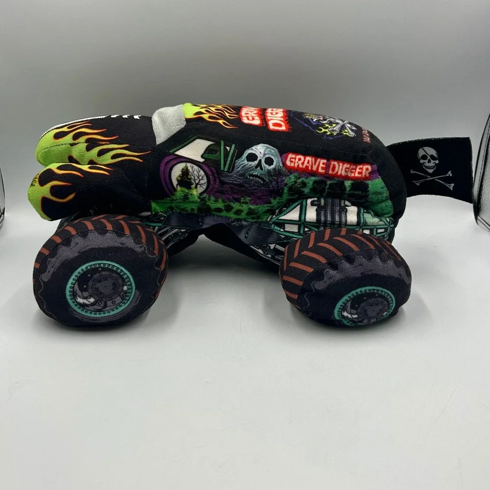 Monster Jam Grave Digger Plush Truck Flame Skull EUC 14 x 11 x 6 Inch